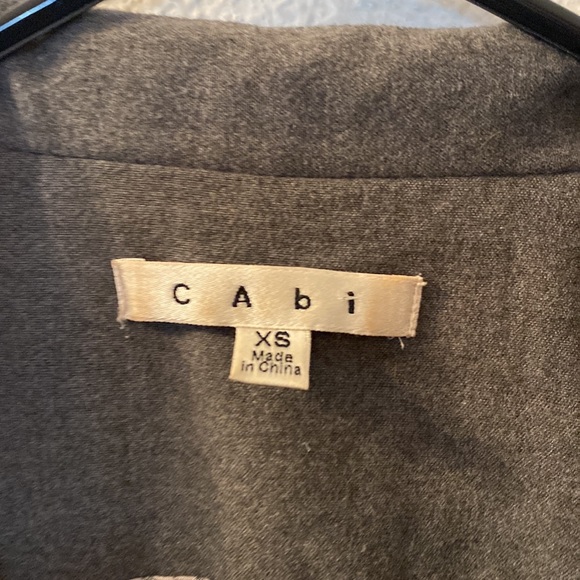 Cabi suit style vest size XS runs a little big - Picture 2 of 6